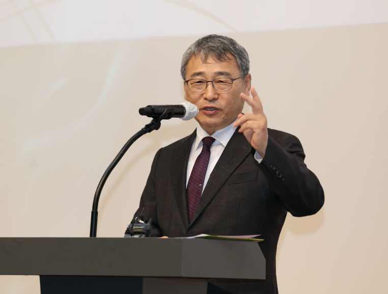 [출처=연합뉴스/ 인사말 하는 정근식 서울시교육감]