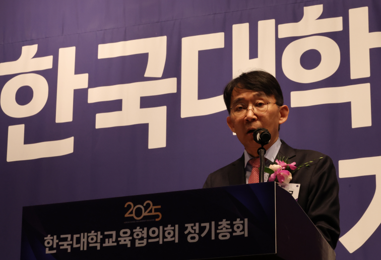 [출처=연합뉴스/ 개회사 하는 박상규 회장]